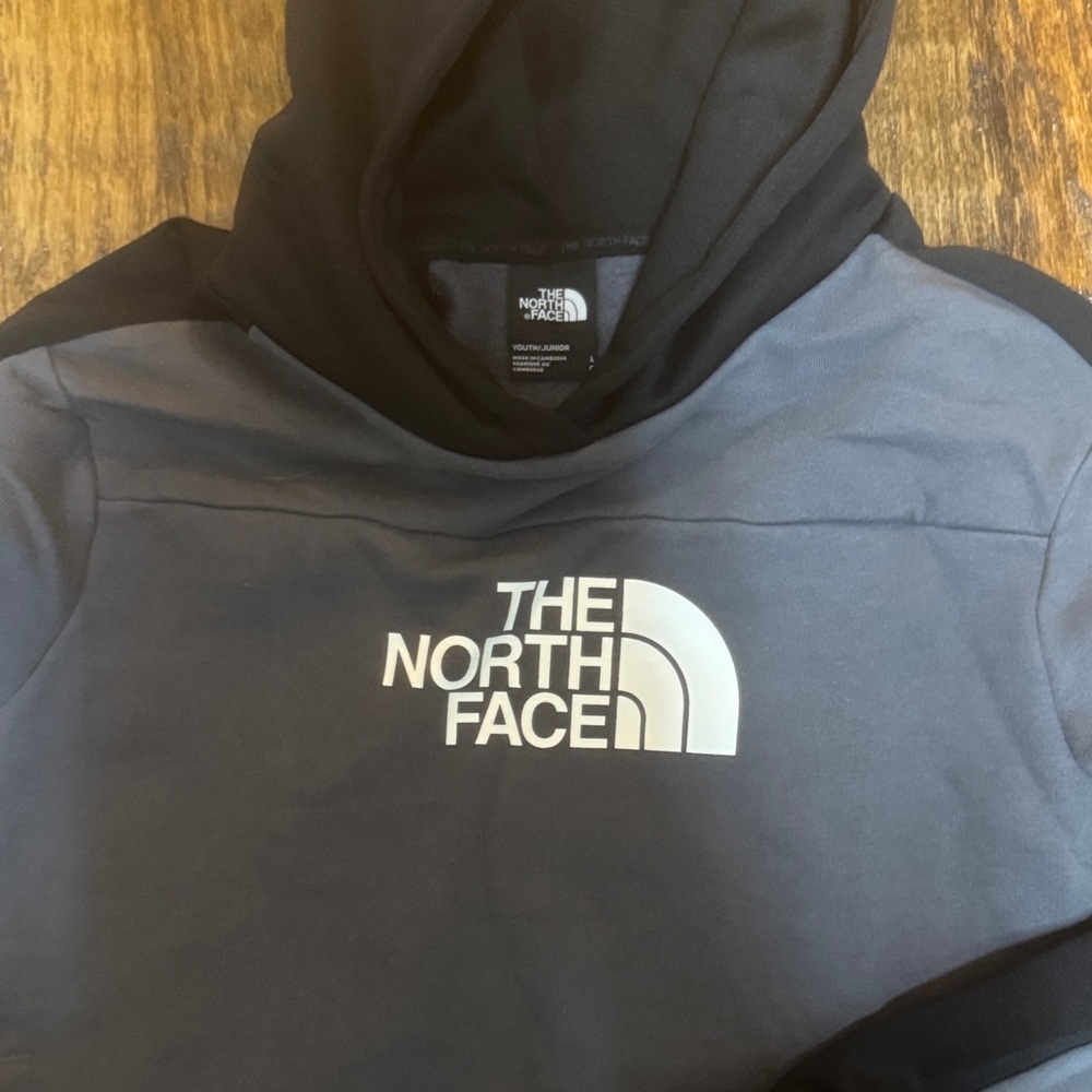 The North Face jogger set boys